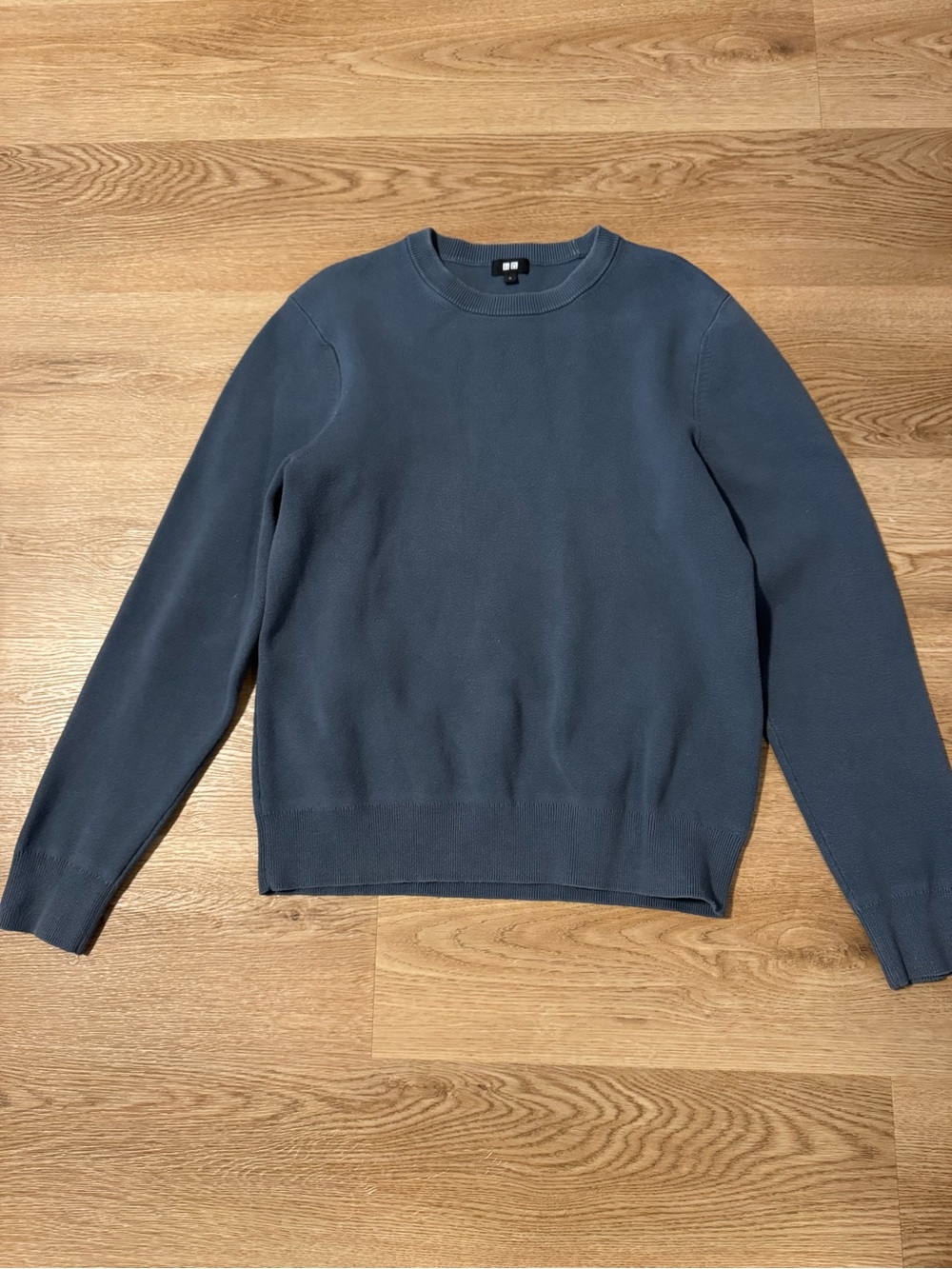 Uniqlo Men's Crewneck Sweater in Slate Blue